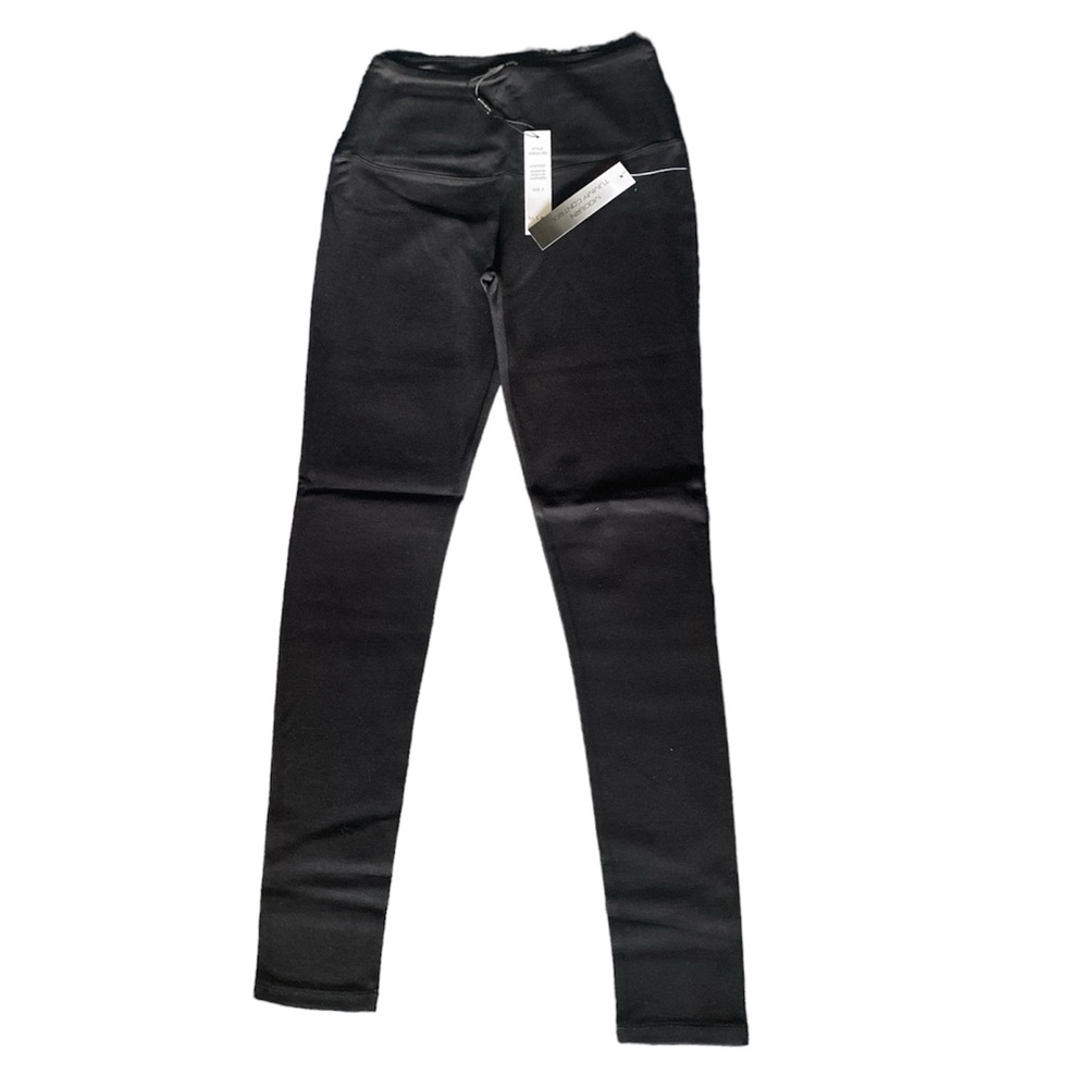 ATHENA MARIE Modern Tummy Control
Leggings